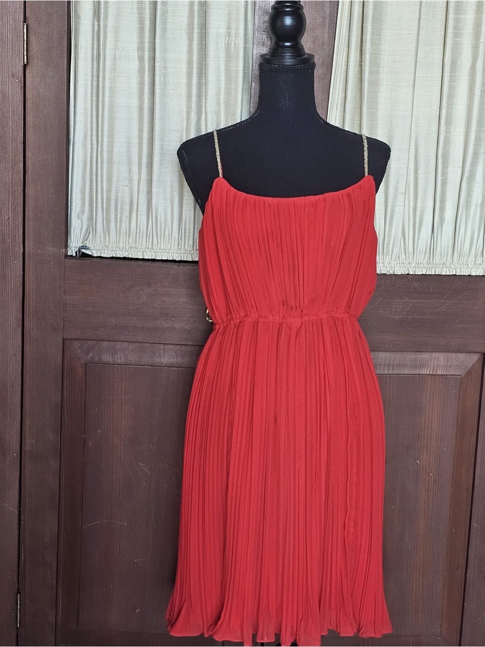 Suzi Chin for Maggy Boutique Red Pleated Spaghetti-Strap Mini Dress
